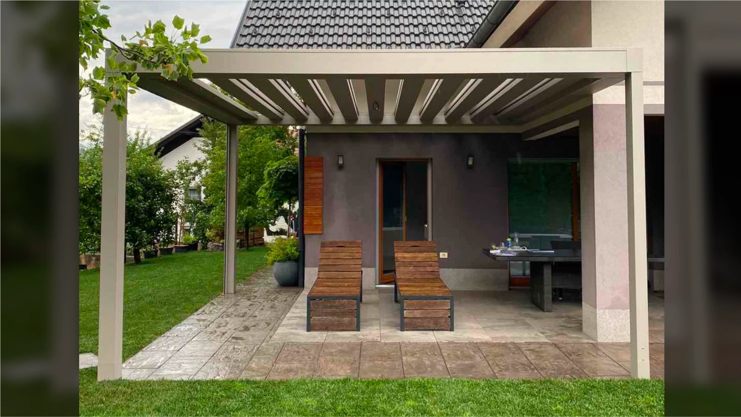 Bioklimatska pergola Carerra